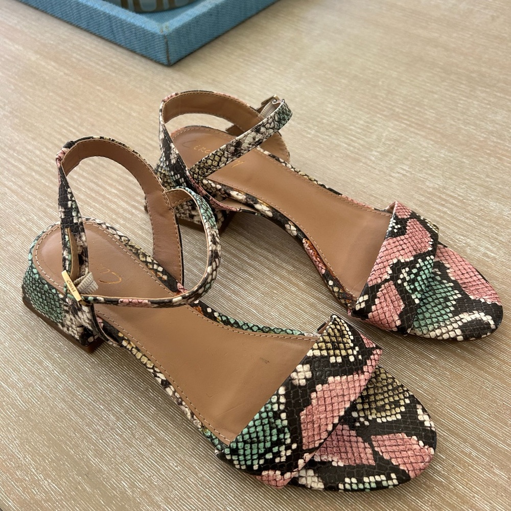 Elegant Multicolor Snake Print Sandals